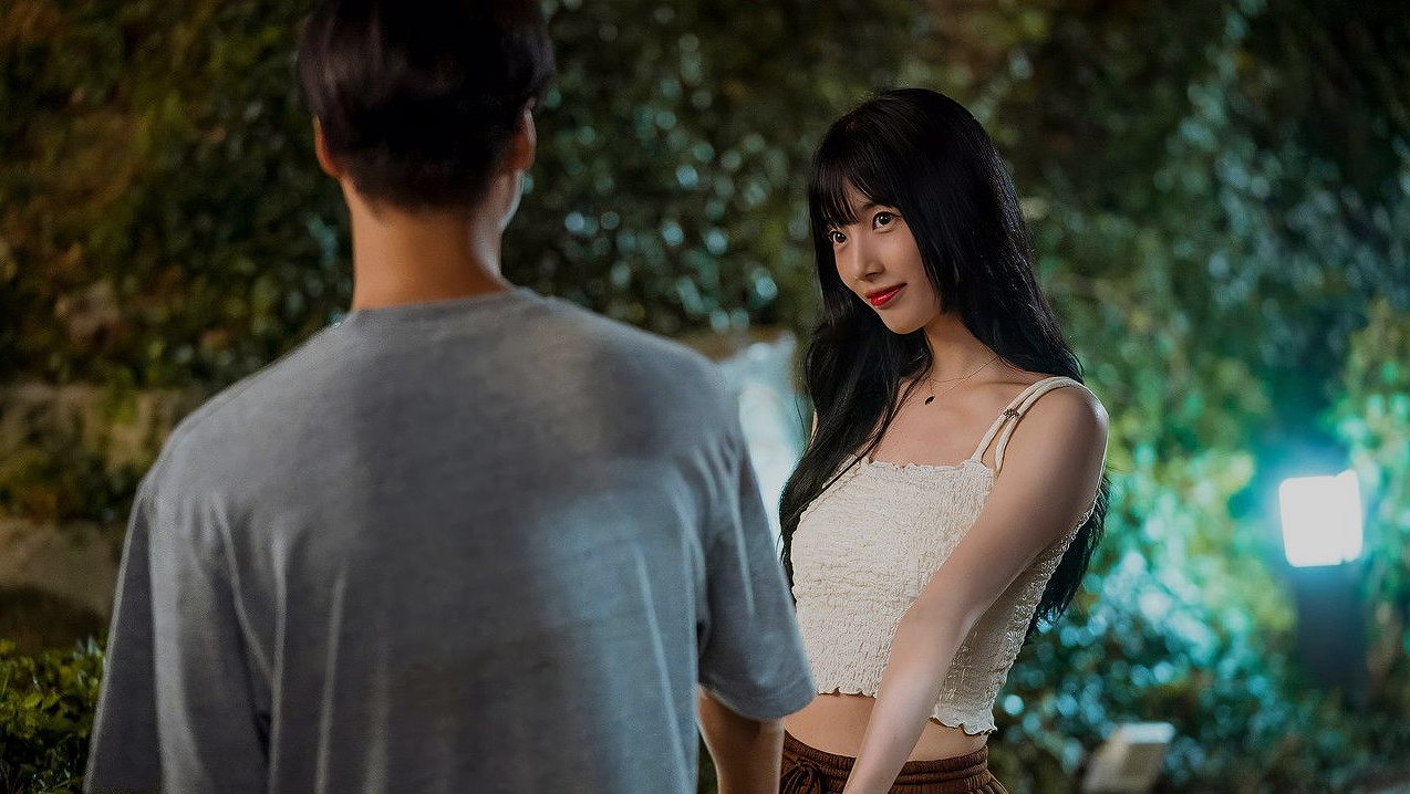 ดูนา ไอดอลสาวข้างบ้าน
